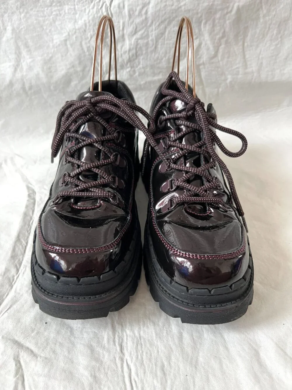 Skechers Jammers shoes womens 9 Cool Block Oxford burgundy red faux patent